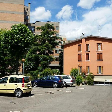 Bologna Studio Flat 111 Via Francesco Zanardi Villa Exterior photo